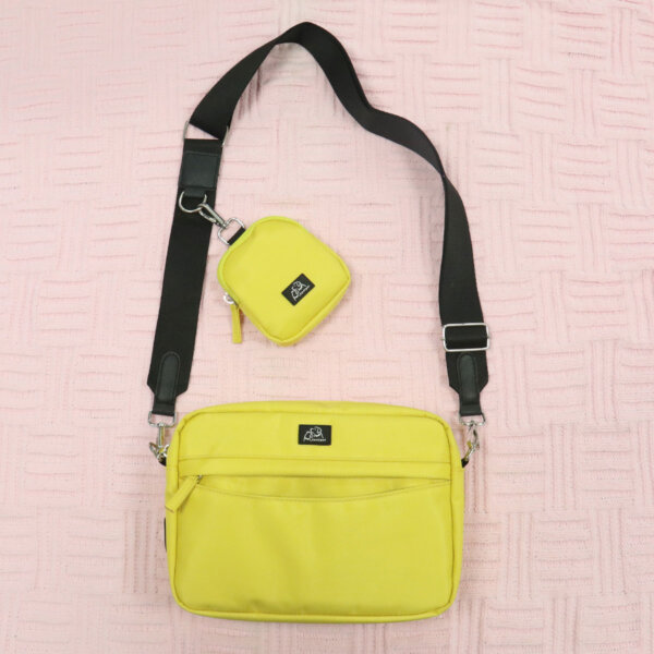 bolsa de ombro para passear com o cachorro