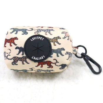 Saco para cocô de cachorro na cor leopardo