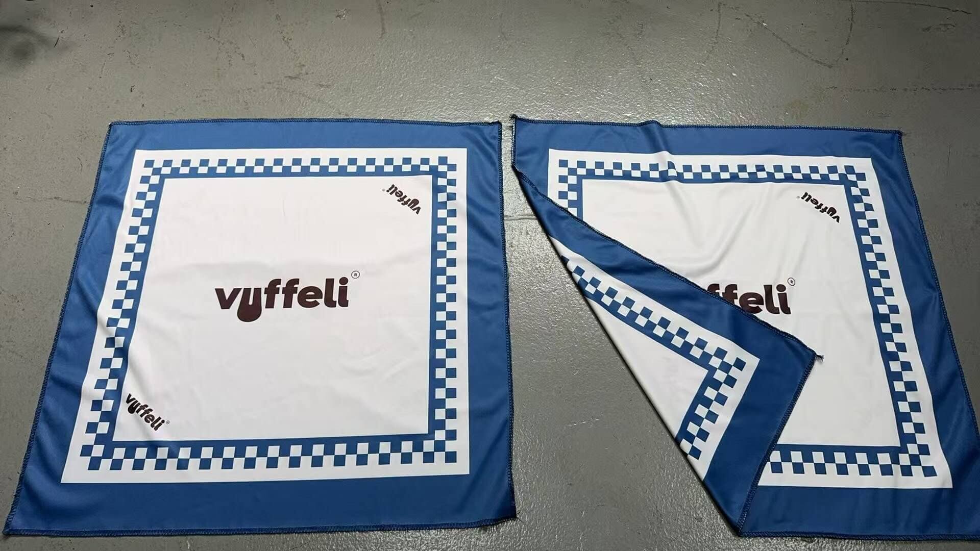 dog bandana final sample produced by Paiqipet
