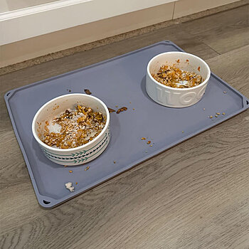 Tapis pour gamelle de chien